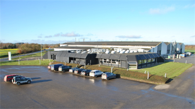 Lækkert 5-11 pladser kontor. Lækkert 5-11 pladser kontor.