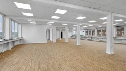 582 m² lyse kontorer i New Yorker-ejendom i Herlev!