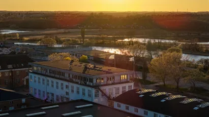 Lyst kontor i Odense C – historisk område og gratis parkering Lyst kontor i Odense C – historisk område og gratis parkering